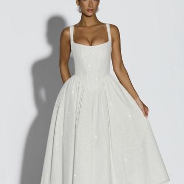 Prekrasna mini vjenčanica, veličina M