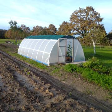 Plastenik 6 met  od 255 EUR