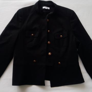 2+1 gratis! Crni "Un deus trois 123" sako, kupljen u Parizu, vel. 40