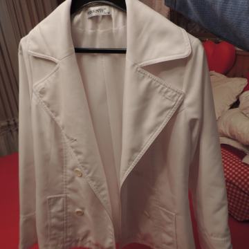 Bijeli elegantan ženski sako-- vel 38/10