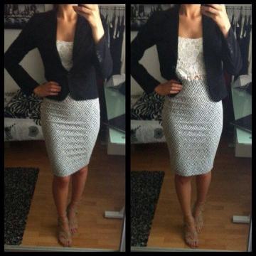 TAMNO PLAVI SAKO S IMITACIJOM ZAKRPA NA LAKTOVIMA VEL.36/38