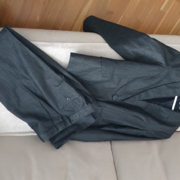 H&M zensko odijelo br 42/44