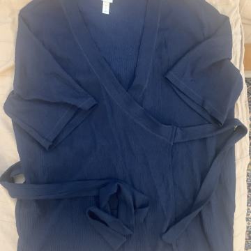 HM ženski komplet - novo nenošeno