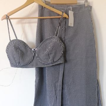 Karirani komplet u pin up stilu