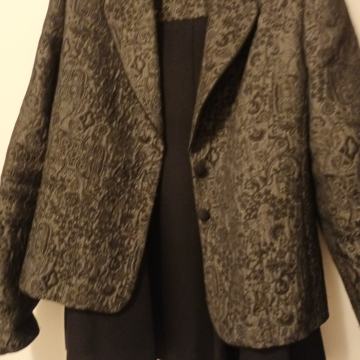 Komplet sako i suknja