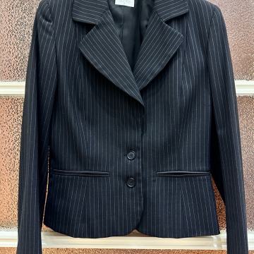 Kratki sako crni s prugicama