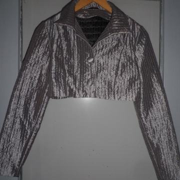 LAGANI ŽENSKI SAKO / BOLERO 34 XS