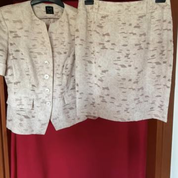 Ljetni lagani kostim Lady M