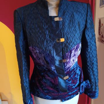 neobično lijep sako 40