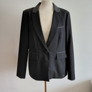 NILE CRNI SAKO - vel. XL