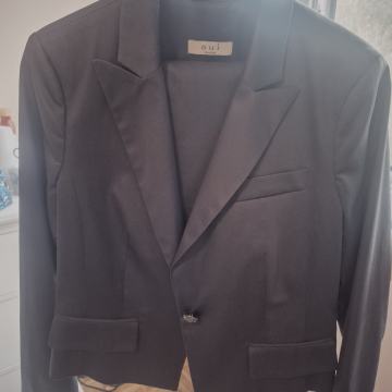 OUI odijelo, suknja i sako