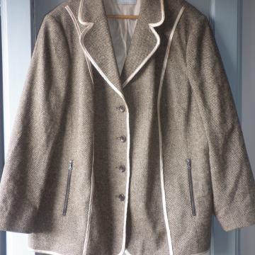 OUI - ŽENSKI ELEGANTNI VUNENI SAKO 48 XL