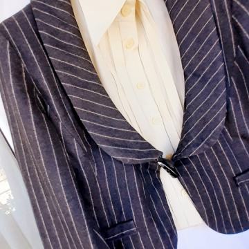 Sivo-krem zimski kostim L/42