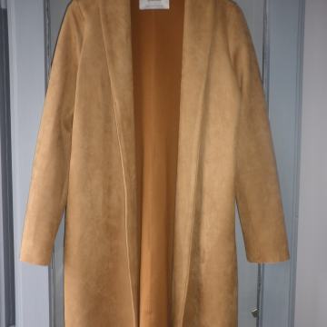 STRADIVARIUS - ELEGANTNI ŽENSKI SAKO / MANTIL IMITACIJA KOŽE M