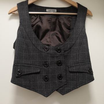 Strukirani karirani prsluk vel M