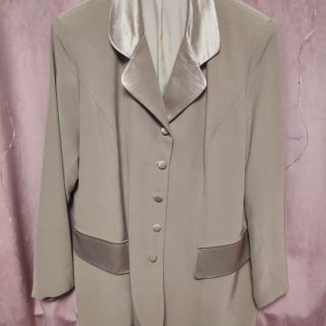 Svečani kostim sako i suknja