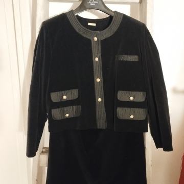 Vintage Mirjana Marić crni kostim