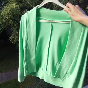 Zeleni sako, jakna, majica bez kopčanja