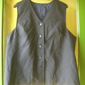 ŽENSKI ELEGANTNI VUNENI PRSLUK 42 L