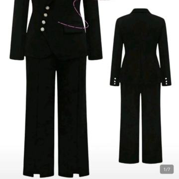 ženski komplet 46-48