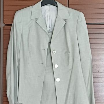 Ženski kostim 1 + 1