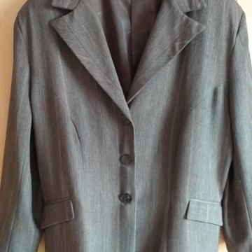 Ženski kostim sako i hlače