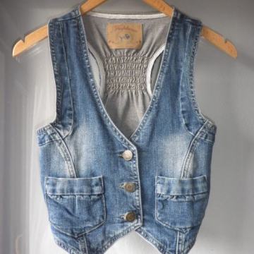 ŽENSKI LAGANI TRAPER PRSLUK 32 / 34 XS