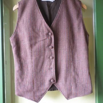 ŽENSKI LAGANI VUNENI PRSLUK 38 - 40 M