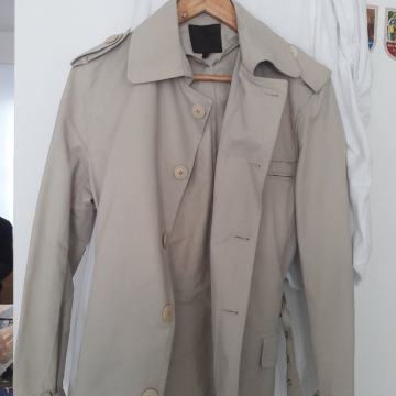 Lagana jakna s remenom