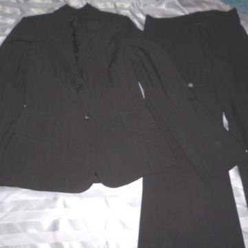 Žensko crno odijelo -viskoza