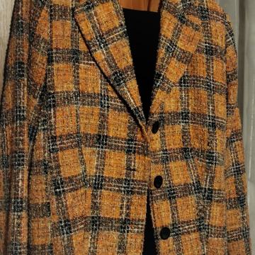 ŽENSKO ODIJELO I KOSTIM 2 U 1