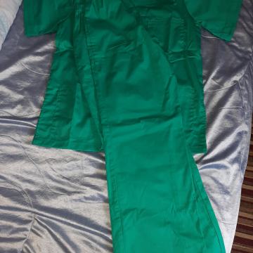 Nova medicinska uniforma - kiruška