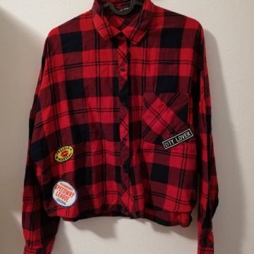 Bershka karirana crop košulja vl.M