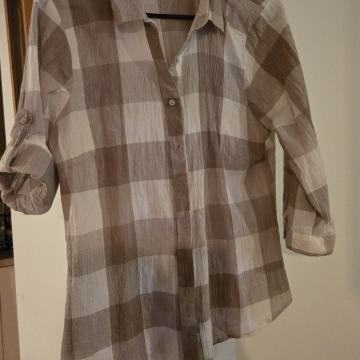 Bež karirana košulja 40