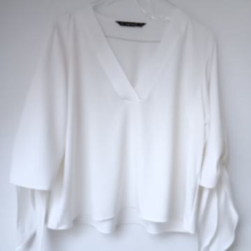 Bijela bluza ZARA 38 novo