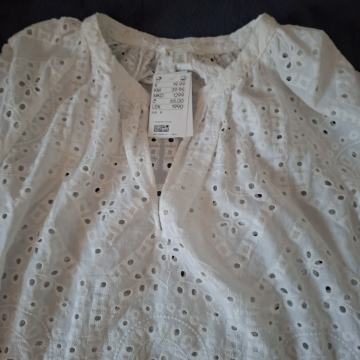 Bjela kosulja ili tunika