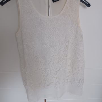 Nova čipkasta bluza, vel. S