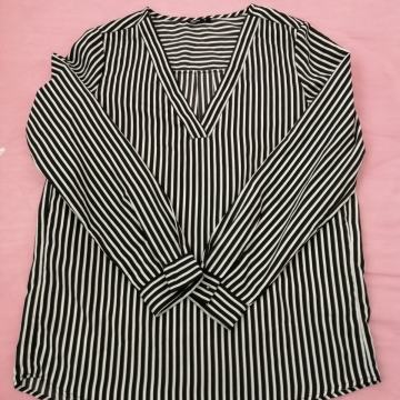 Nova crno/bijela bluza