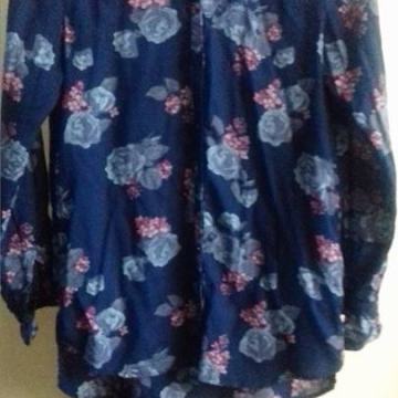 Cvjetna košulja, 38