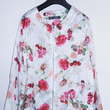 Nova cvjetna košulja
