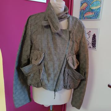 DIZAJNERSKI SAKO 40/42