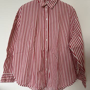 H&M prugasta košulja vl. 40