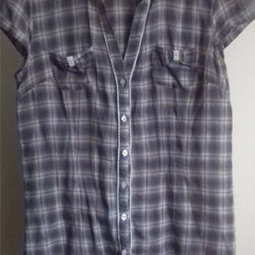 Karirana košulja, M