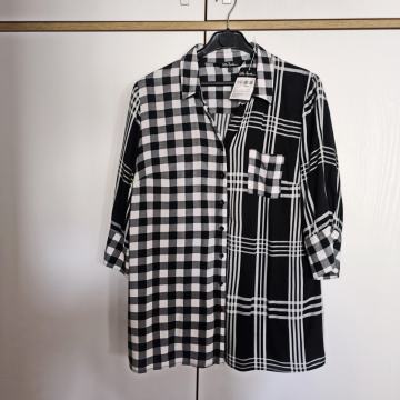 Kockasta crno bijela nova ženska košulja Ulla Popken broj 42-44