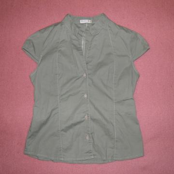 KOŠULJA AMADEUS U SUPER STANJU