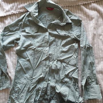 Košulja sa svijetlim srebrnim prugama L