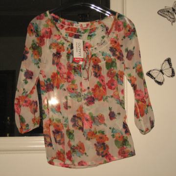 NKD CVJETNA BLUZA - MAJICA VEL. S/M- NOVO