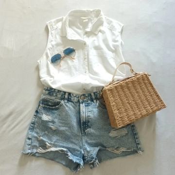 Ljetna bijela košulja bez rukava HM 42