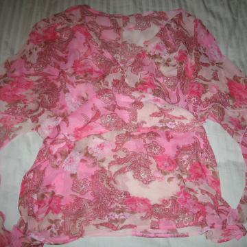 Majica ljetna lepršava s-m vel podstavljena, strukirana