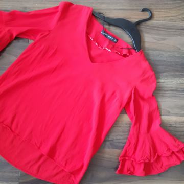 Majica xs zara crvena